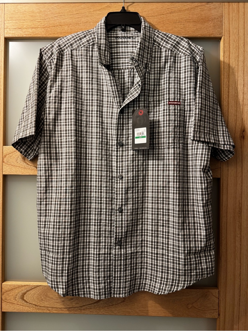 Wolverine Men’s Short Sleeve Plaid Button-Down Shirt - Black & White